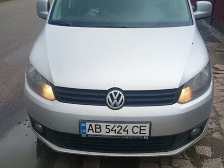 Фольксваген Кадди 2011 в Виннице на Automoto.ua Серый Фольксваген Кадди, объемом двигателя 1.6 л и пробегом 236 тыс. км за 8900 $, фото 1 на Automoto.ua