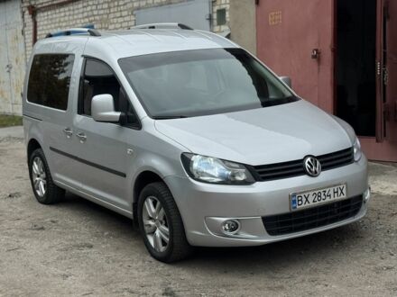 Фольксваген Кадди 2012 в Житомире на Automoto.ua Серый Фольксваген Кадди, объемом двигателя 2 л и пробегом 250 тыс. км за 9550 $, фото 1 на Automoto.ua