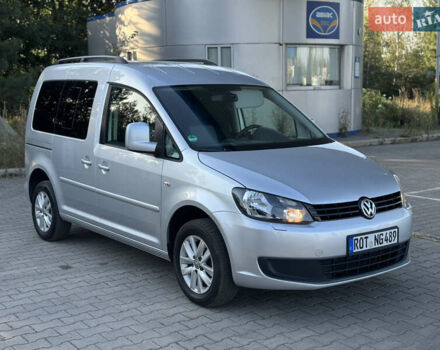 Серый Фольксваген Кадди, объемом двигателя 1.6 л и пробегом 191 тыс. км за 12200 $, фото 1 на Automoto.ua