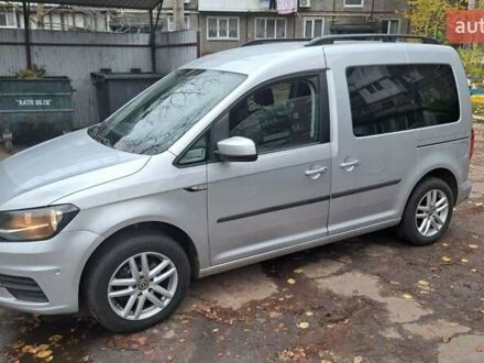 Серый Фольксваген Кадди, объемом двигателя 1.97 л и пробегом 270 тыс. км за 13600 $, фото 1 на Automoto.ua