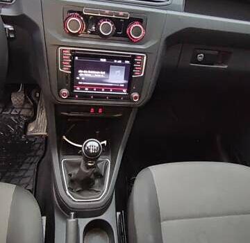 Сірий Фольксваген Кадді, об'ємом двигуна 2 л та пробігом 163 тис. км за 13499 $, фото 1 на Automoto.ua