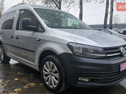 Фольксваген Кадди 2017 в Ровно на Automoto.ua Серый Фольксваген Кадди, объемом двигателя 2 л и пробегом 264 тыс. км за 12900 $, фото 1 на Automoto.ua