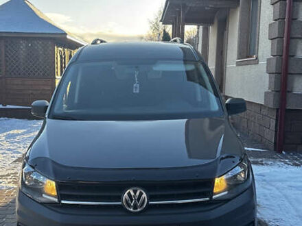 Сірий Фольксваген Кадді, об'ємом двигуна 1.97 л та пробігом 263 тис. км за 17800 $, фото 1 на Automoto.ua