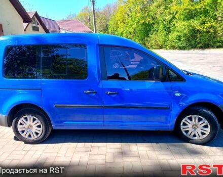 Синий Фольксваген Кадди, объемом двигателя 1.4 л и пробегом 320 тыс. км за 5500 $, фото 1 на Automoto.ua