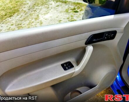 Синий Фольксваген Кадди, объемом двигателя 2 л и пробегом 370 тыс. км за 3700 $, фото 2 на Automoto.ua