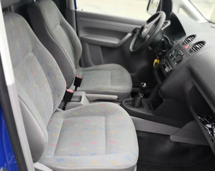 Синій Фольксваген Кадді, об'ємом двигуна 1.97 л та пробігом 170 тис. км за 4800 $, фото 4 на Automoto.ua