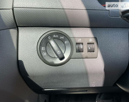 Синий Фольксваген Кадди, объемом двигателя 1.9 л и пробегом 235 тыс. км за 6800 $, фото 16 на Automoto.ua