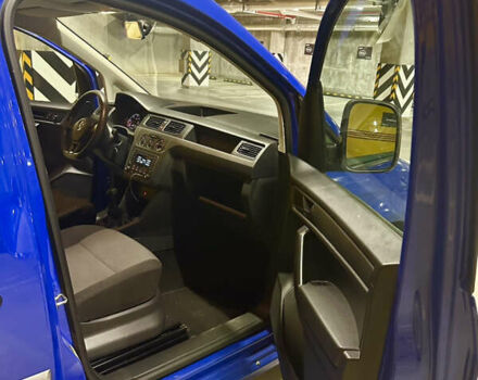 Синий Фольксваген Кадди, объемом двигателя 1.97 л и пробегом 123 тыс. км за 13300 $, фото 6 на Automoto.ua