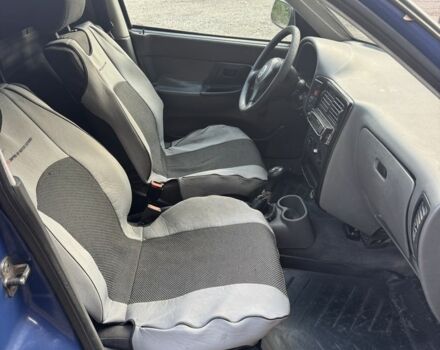 Синий Фольксваген Кадди, объемом двигателя 1.9 л и пробегом 365 тыс. км за 2199 $, фото 2 на Automoto.ua