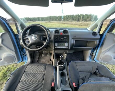 Синий Фольксваген Кадди, объемом двигателя 1.9 л и пробегом 600 тыс. км за 3900 $, фото 7 на Automoto.ua