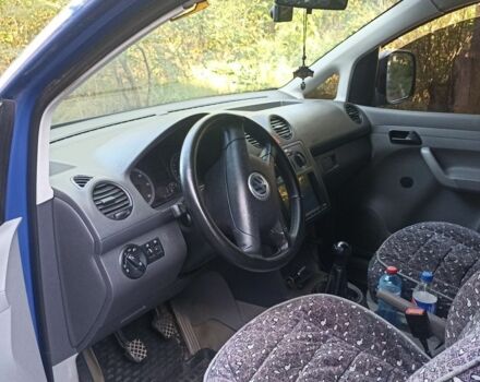 Синий Фольксваген Кадди, объемом двигателя 1.9 л и пробегом 390 тыс. км за 6300 $, фото 4 на Automoto.ua