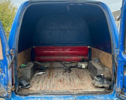 Синий Фольксваген Кадди, объемом двигателя 1.9 л и пробегом 250 тыс. км за 1750 $, фото 5 на Automoto.ua