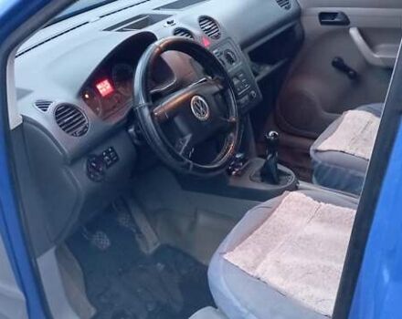 Синий Фольксваген Кадди, объемом двигателя 1.97 л и пробегом 304 тыс. км за 3900 $, фото 2 на Automoto.ua