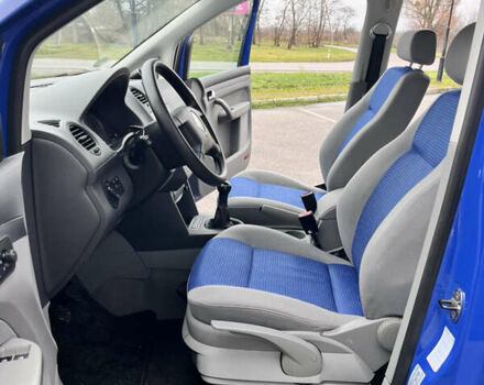 Синій Фольксваген Кадді, об'ємом двигуна 1.6 л та пробігом 170 тис. км за 6800 $, фото 34 на Automoto.ua