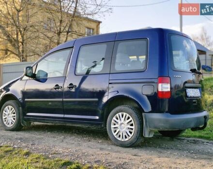 Синий Фольксваген Кадди, объемом двигателя 1.6 л и пробегом 210 тыс. км за 5900 $, фото 4 на Automoto.ua