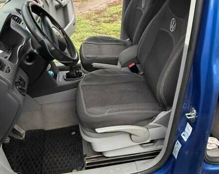 Синий Фольксваген Кадди, объемом двигателя 1.4 л и пробегом 260 тыс. км за 6000 $, фото 4 на Automoto.ua