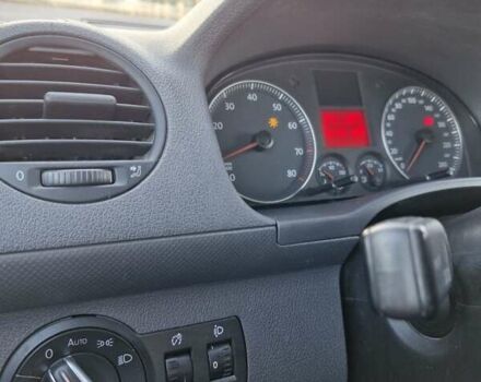 Синий Фольксваген Кадди, объемом двигателя 1.6 л и пробегом 210 тыс. км за 5900 $, фото 11 на Automoto.ua