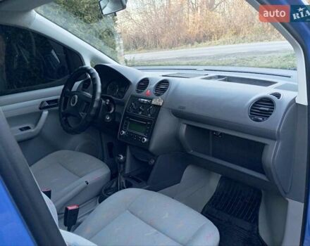 Синий Фольксваген Кадди, объемом двигателя 1.9 л и пробегом 320 тыс. км за 5850 $, фото 25 на Automoto.ua