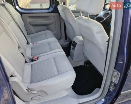 Синий Фольксваген Кадди, объемом двигателя 1.6 л и пробегом 210 тыс. км за 5900 $, фото 13 на Automoto.ua