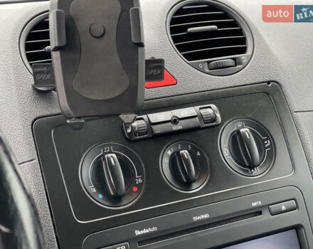 Синий Фольксваген Кадди, объемом двигателя 1.6 л и пробегом 184 тыс. км за 5699 $, фото 25 на Automoto.ua