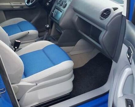 Синій Фольксваген Кадді, об'ємом двигуна 1.6 л та пробігом 170 тис. км за 6495 $, фото 17 на Automoto.ua