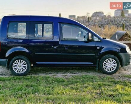 Синий Фольксваген Кадди, объемом двигателя 1.6 л и пробегом 210 тыс. км за 5900 $, фото 7 на Automoto.ua