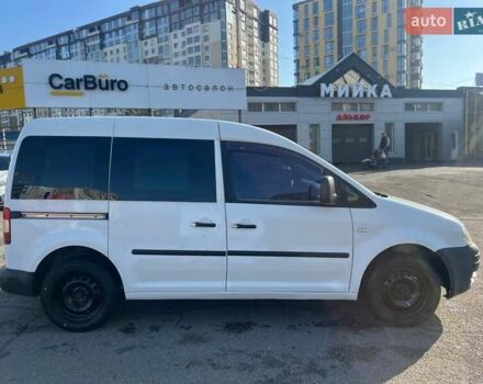 Синий Фольксваген Кадди, объемом двигателя 1.6 л и пробегом 394 тыс. км за 3800 $, фото 7 на Automoto.ua