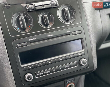 Синий Фольксваген Кадди, объемом двигателя 1.6 л и пробегом 184 тыс. км за 5699 $, фото 26 на Automoto.ua