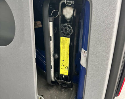 Синій Фольксваген Кадді, об'ємом двигуна 1.6 л та пробігом 170 тис. км за 6800 $, фото 32 на Automoto.ua