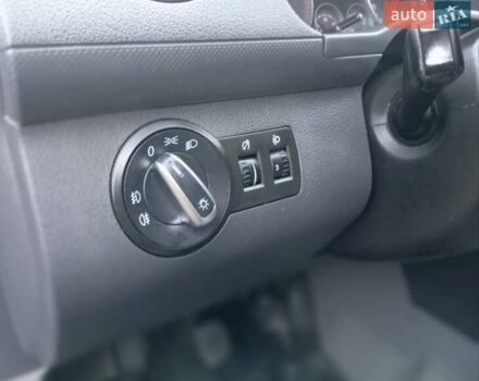 Синий Фольксваген Кадди, объемом двигателя 1.9 л и пробегом 320 тыс. км за 5850 $, фото 34 на Automoto.ua