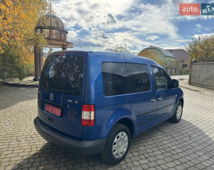 Синий Фольксваген Кадди, объемом двигателя 1.6 л и пробегом 226 тыс. км за 7200 $, фото 4 на Automoto.ua