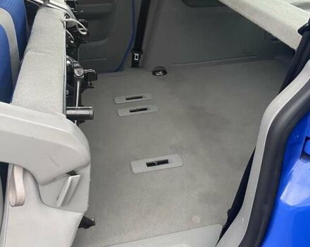 Синій Фольксваген Кадді, об'ємом двигуна 1.6 л та пробігом 236 тис. км за 6777 $, фото 9 на Automoto.ua