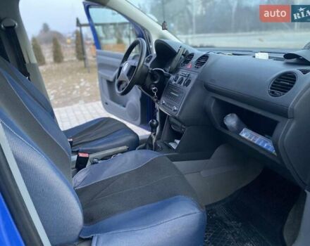 Синий Фольксваген Кадди, объемом двигателя 1.97 л и пробегом 277 тыс. км за 4999 $, фото 14 на Automoto.ua