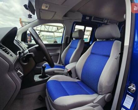 Синий Фольксваген Кадди, объемом двигателя 1.6 л и пробегом 233 тыс. км за 7399 $, фото 2 на Automoto.ua