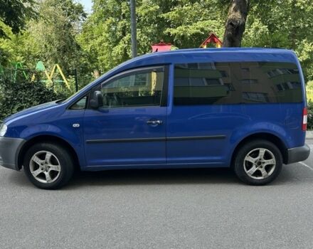 Синий Фольксваген Кадди, объемом двигателя 1.9 л и пробегом 385 тыс. км за 5500 $, фото 2 на Automoto.ua