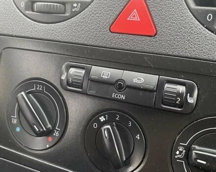 Синій Фольксваген Кадді, об'ємом двигуна 1.6 л та пробігом 236 тис. км за 6777 $, фото 8 на Automoto.ua