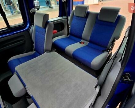 Синий Фольксваген Кадди, объемом двигателя 1.6 л и пробегом 233 тыс. км за 7399 $, фото 50 на Automoto.ua