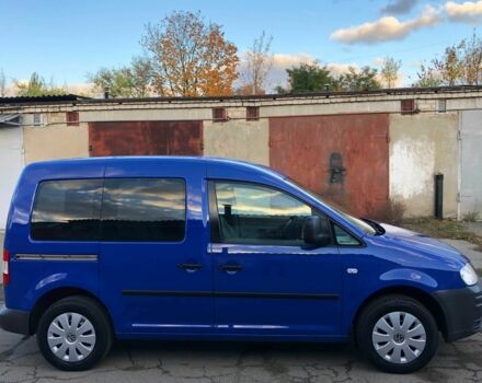 Синий Фольксваген Кадди, объемом двигателя 1.6 л и пробегом 157 тыс. км за 5999 $, фото 2 на Automoto.ua