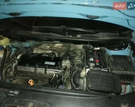 Синій Фольксваген Кадді, об'ємом двигуна 2 л та пробігом 305 тис. км за 5200 $, фото 9 на Automoto.ua