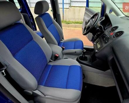 Синий Фольксваген Кадди, объемом двигателя 1.6 л и пробегом 233 тыс. км за 7399 $, фото 55 на Automoto.ua