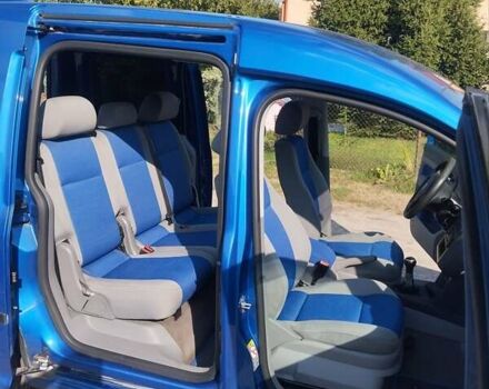 Синий Фольксваген Кадди, объемом двигателя 1.6 л и пробегом 403 тыс. км за 6000 $, фото 7 на Automoto.ua