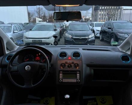 Синий Фольксваген Кадди, объемом двигателя 1.6 л и пробегом 215 тыс. км за 7900 $, фото 9 на Automoto.ua