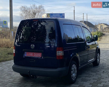 Синий Фольксваген Кадди, объемом двигателя 1.6 л и пробегом 211 тыс. км за 7200 $, фото 3 на Automoto.ua