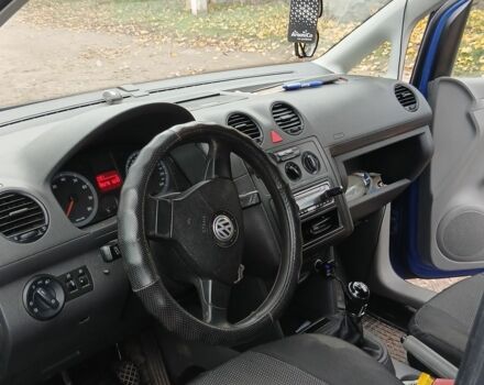 Синій Фольксваген Кадді, об'ємом двигуна 1.6 л та пробігом 286 тис. км за 6200 $, фото 3 на Automoto.ua