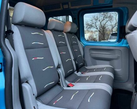 Синий Фольксваген Кадди, объемом двигателя 1.6 л и пробегом 215 тыс. км за 7900 $, фото 11 на Automoto.ua