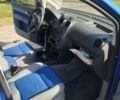 Синий Фольксваген Кадди, объемом двигателя 1.6 л и пробегом 403 тыс. км за 6000 $, фото 3 на Automoto.ua