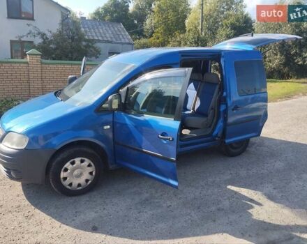 Синий Фольксваген Кадди, объемом двигателя 1.6 л и пробегом 403 тыс. км за 6000 $, фото 6 на Automoto.ua