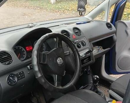 Синій Фольксваген Кадді, об'ємом двигуна 1.6 л та пробігом 286 тис. км за 6200 $, фото 2 на Automoto.ua