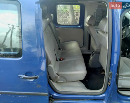 Синий Фольксваген Кадди, объемом двигателя 1.98 л и пробегом 303 тыс. км за 5500 $, фото 6 на Automoto.ua