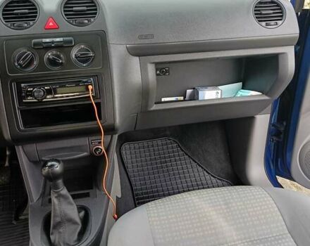 Синій Фольксваген Кадді, об'ємом двигуна 1.9 л та пробігом 104 тис. км за 10300 $, фото 34 на Automoto.ua